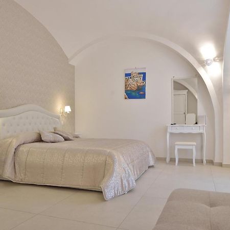 Sirena Apartment มินอริ ภายนอก รูปภาพ