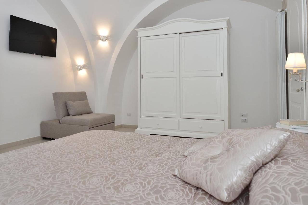 Sirena Apartment มินอริ ภายนอก รูปภาพ