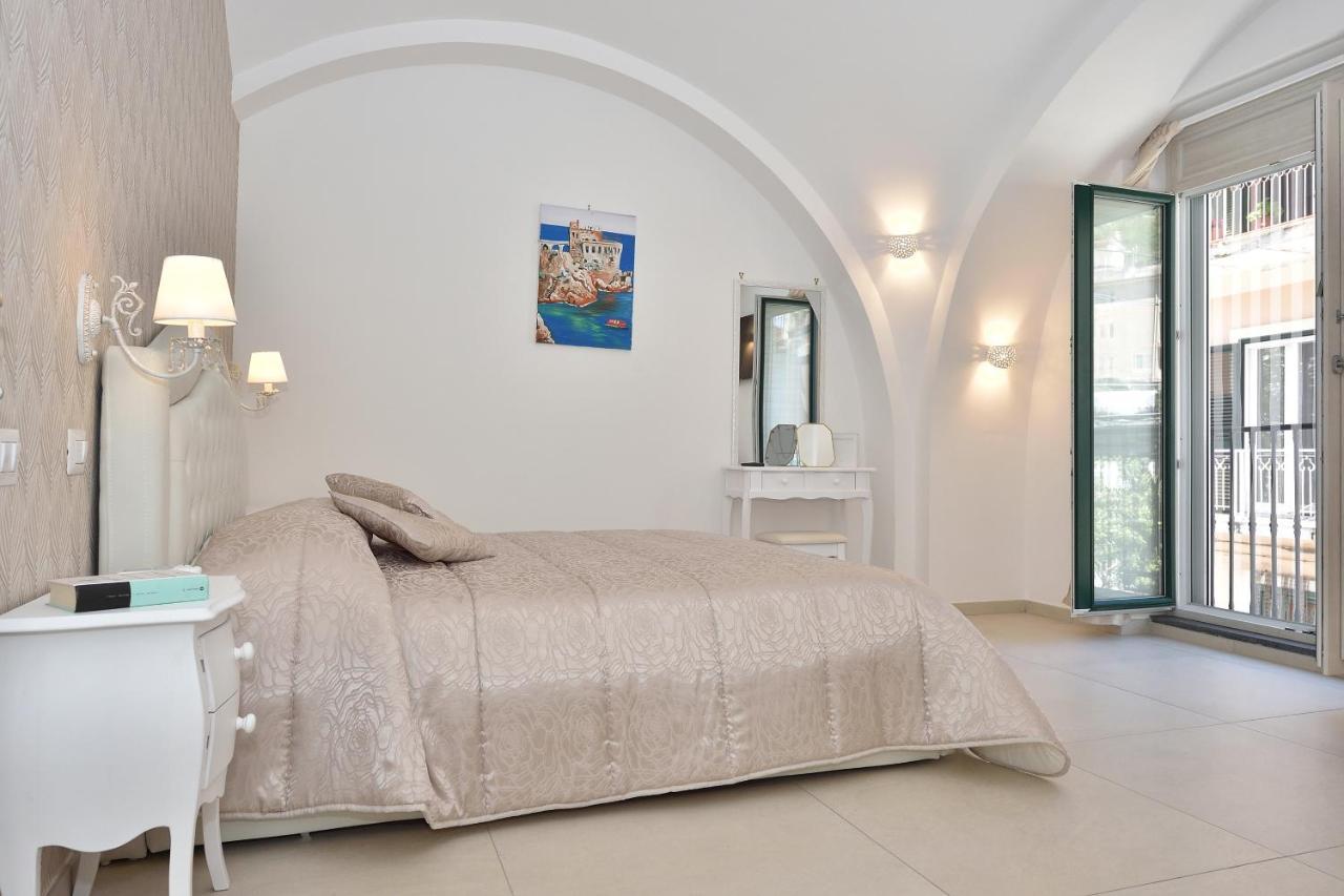 Sirena Apartment มินอริ ภายนอก รูปภาพ