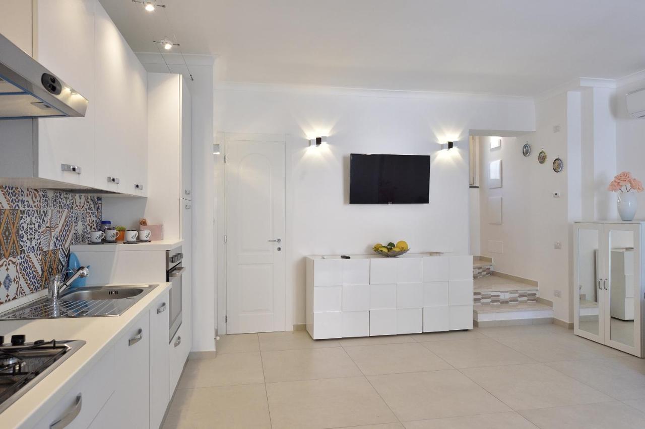 Sirena Apartment มินอริ ภายนอก รูปภาพ