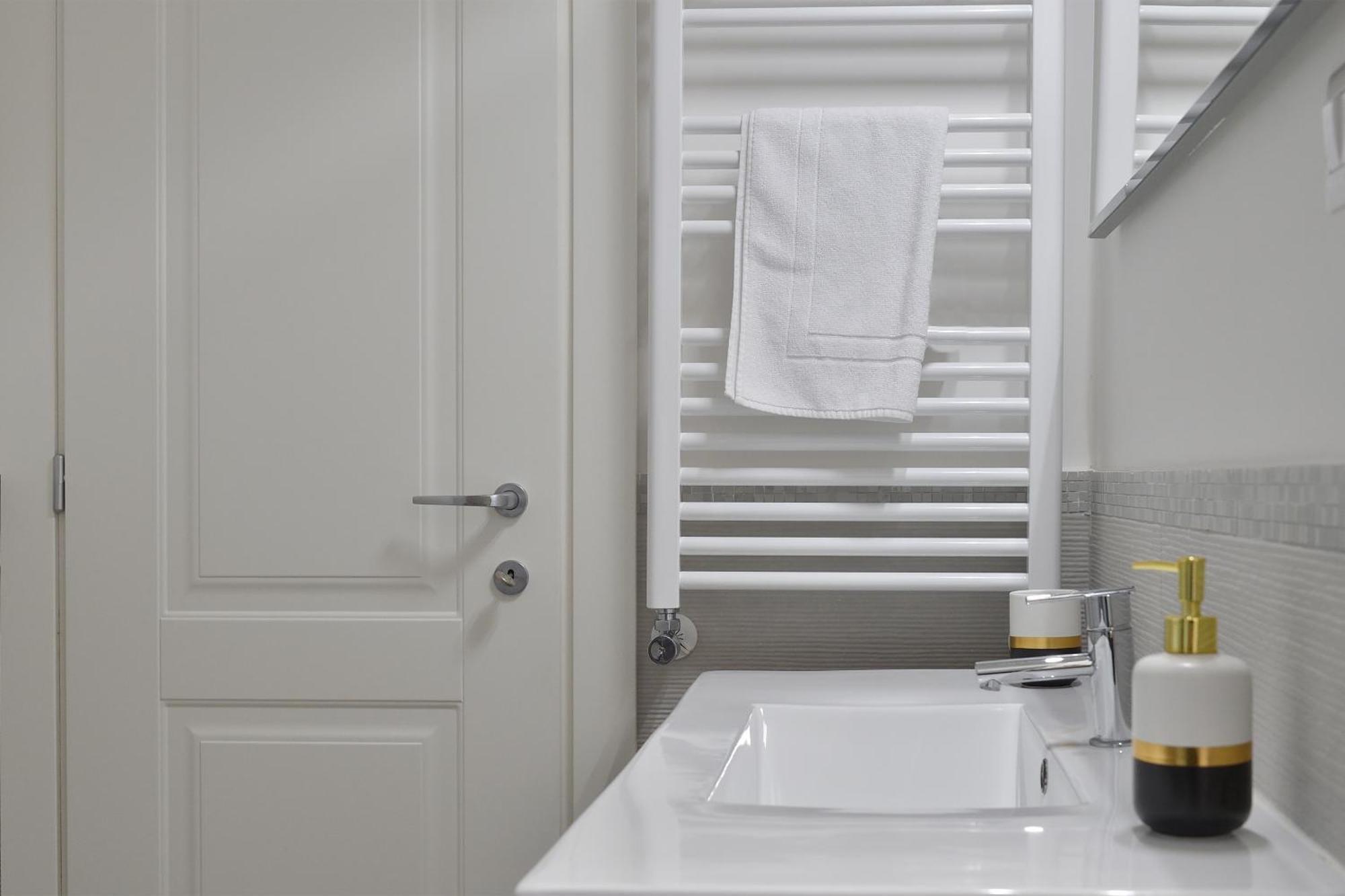 Sirena Apartment มินอริ ภายนอก รูปภาพ