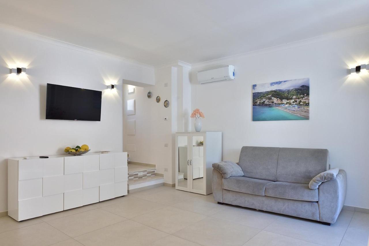 Sirena Apartment มินอริ ภายนอก รูปภาพ