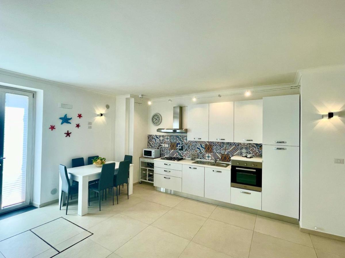 Sirena Apartment มินอริ ภายนอก รูปภาพ
